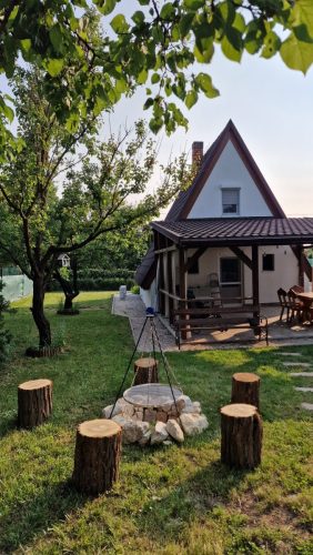 Kert és a tűzrakó hely